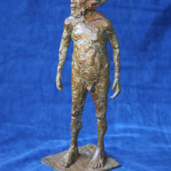Sculpture titled "Aborigène debout" by Backyardart, Original Artwork, Bronze