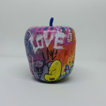 Sculpture titled "Pomme street wall" by Baiz Bass, Original Artwork, Clay