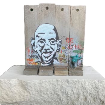 제목이 "Mahatma Gandhi Wall…"인 조형물 Banksy로, 원작, 기름
