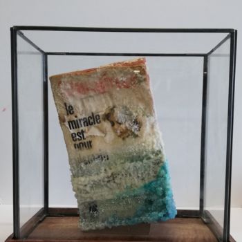 Sculpture titled "BlockBook#le miracl…" by Baptiste Vanweydeveldt, Original Artwork, Paper