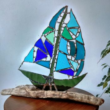 「Cap sur l' Eden」というタイトルの彫刻 Barbara Hay (Alchimik of Love)によって, オリジナルのアートワーク, ガラス