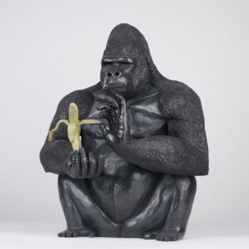 Sculpture titled "Gorille dos argenté" by Bastien Bonhomme, Original Artwork, Bronze