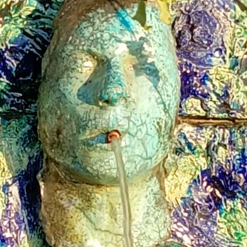 Scultura intitolato "Timpano per fontana" da Be Part Of Art, Opera d'arte originale, Ceramica