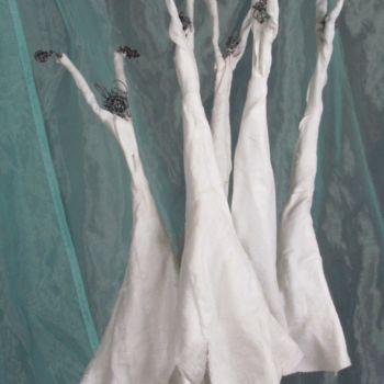 Sculpture titled "Figurine n°4" by Béatrice Pillard, Original Artwork, Wire