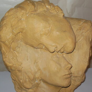 Sculpture titled "Simplement un insta…" by Bhyest, Original Artwork, Terra cotta