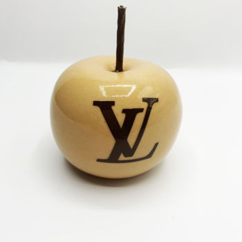 Escultura intitulada "Apple LV" por Benji, Obras de arte originais, Resina