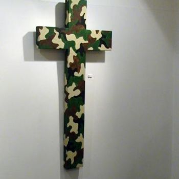 Sculpture intitulée "croix camouflée 01" par Song Benxing, Œuvre d'art originale