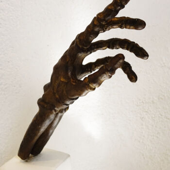 Sculpture intitulée "Le doigt de Dieu" par Bérengère Labarthe (Lab-Art), Œuvre d'art originale, Terre cuite