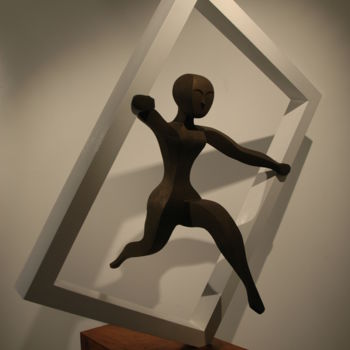 Escultura intitulada "Franchissant la "Po…" por Bernard Baltassat, Obras de arte originais, Média Mixtas