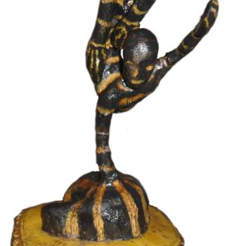 Skulptur mit dem Titel "Contorsionniste" von Bernard Sabathé, Original-Kunstwerk, Holz