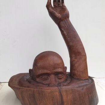 Skulptur mit dem Titel "Migrant" von Bernard Sabathé, Original-Kunstwerk, Holz