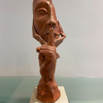 Sculpture intitulée "le visage et la main" par Bernard Schembri, Œuvre d'art originale, Terre cuite