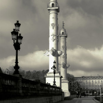 Fotografia intitulada "Bordeaux detail S00…" por Bernard Liotier, Obras de arte originais