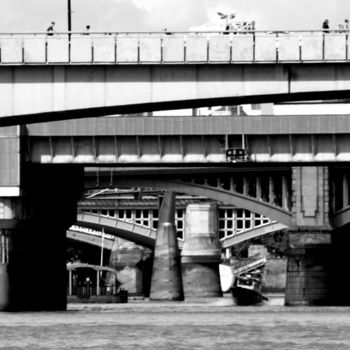 Photography titled "les ponts ponts.(lo…" by Bernard Vergier, Original Artwork