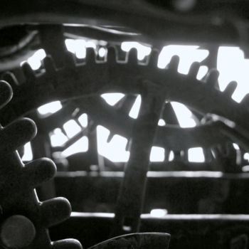 Photographie intitulée "rouages du temps.(E…" par Bernard Vergier, Œuvre d'art originale