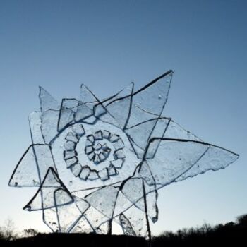 Скульптура под названием "Glace amonite" - Alain Bernegger, Подлинное произведение искусства, Лёд