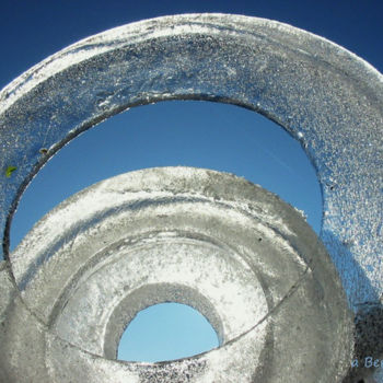 Installation intitulée "Anneaux de glace" par Alain Bernegger, Œuvre d'art originale