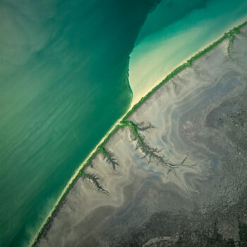 Fotografie mit dem Titel "Alligator River, Au…" von Bernhard Edmaier, Original-Kunstwerk, Analog Fotografie