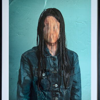 Photographie intitulée "S'effacer 01/20" par Bettina Dupont, Œuvre d'art originale, Photographie manipulée