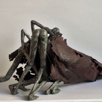 Sculptuur getiteld "impasse" door Betty Hanns, Origineel Kunstwerk, Papier maché
