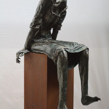Sculptuur getiteld "présence 10" door Betty Hanns, Origineel Kunstwerk, Papier maché