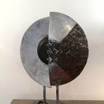 제목이 "Sculpture METAMORPH…"인 조형물 Béatrice Choury로, 원작, 금속
