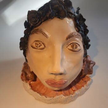 Scultura intitolato "Lonely Women" da Bilge Dogrucuoglu, Opera d'arte originale, Ceramica