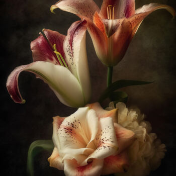 Digital Arts titled "Vintage Floral Arra…" by Bilge Paksoylu, Original Artwork, AI generated image