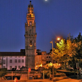 Photographie intitulée "Evening Porto. N2.…" par Boris Davidovich, Œuvre d'art originale, Photographie numérique