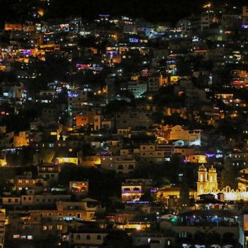 「Nightly Taxco. #4」というタイトルの写真撮影 Boris Davidovichによって, オリジナルのアートワーク, デジタル