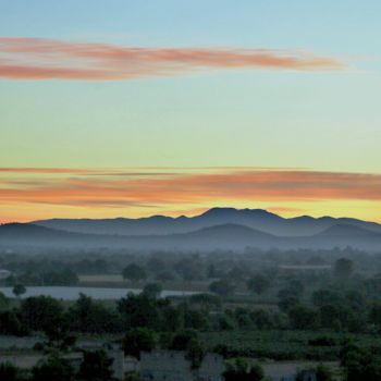 Photography titled "Teotihuacan. 5:00 i…" by Boris Davidovich, Original Artwork, Digital Photography