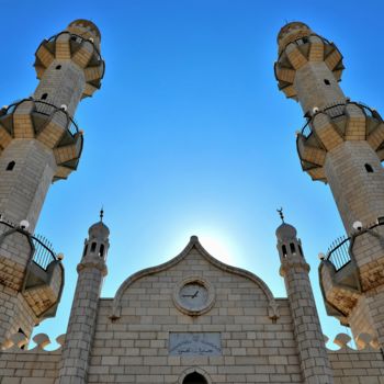 Photographie intitulée "Mosque. Haifa. #2.…" par Boris Davidovich, Œuvre d'art originale, Photographie numérique