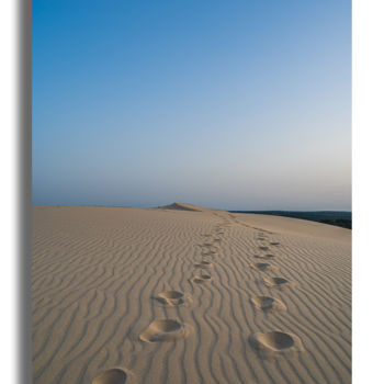 Fotografia intitulada "Les pas de la dune." por Bruno Mylar, Obras de arte originais, Fotografia digital
