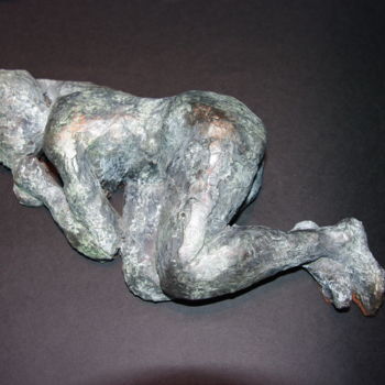 Sculpture titled "FEMME ENDORMIE" by Nicole Boldo, Original Artwork, Ceramics