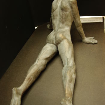 Sculpture intitulée "HOMME EN TENSION" par Nicole Boldo, Œuvre d'art originale, Céramique