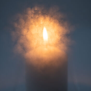 Fotografie getiteld "the candle was burn…" door Boris Belkania, Origineel Kunstwerk, Digitale fotografie