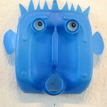 Sculpture intitulée "masque-bleu-32x32x9…" par Richard Brachais, Œuvre d'art originale, Plastique