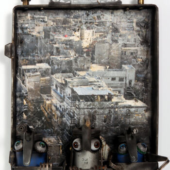 Scultura intitolato "Destroyed city* ori…" da Branimir Misic, Opera d'arte originale, Metalli