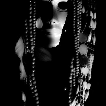 Photographie intitulée "Grim carnival" par Jgc Braticius, Œuvre d'art originale, Photographie numérique