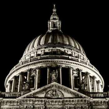 Photography titled "St Paul's Cathedral" by Jgc Braticius, Original Artwork, Digital Photography