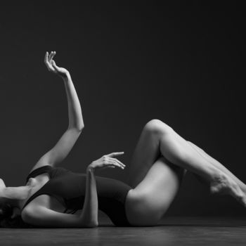 Фотография под названием "Ballerina" - Aleksandr Semyonov, Подлинное произведение искусства