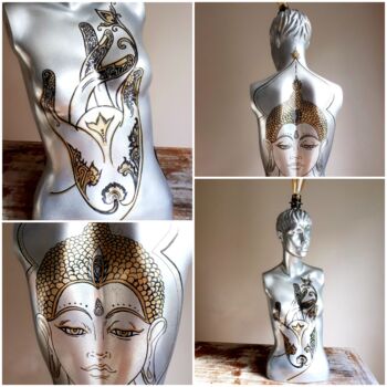 Design intitulée "La main de bouddha.…" par Brigitte Dravet, Œuvre d'art originale, Acrylique