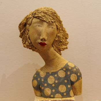 「Sidonie」というタイトルの彫刻 Brigitte Joyez Beaurain (BRIG)によって, オリジナルのアートワーク, 粘土