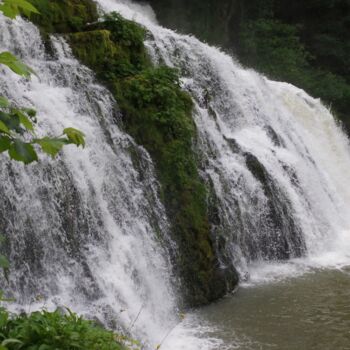 Photography titled "Cascade de Lison" by Brigitte Payen (B.PAYEN), Original Artwork