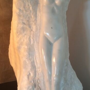 Sculpture titled "femme blanche" by Brigitte Perez, Original Artwork, Stone