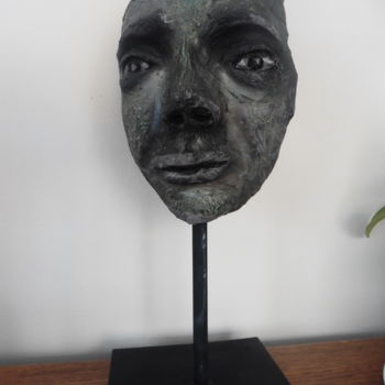 Sculpture titled "Fragment 1" by Brigitte Bodo, Original Artwork, Terra cotta
