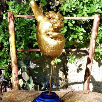 Escultura intitulada "Main d'or verre" por Bruno Laugier, Obras de arte originais, Vidro