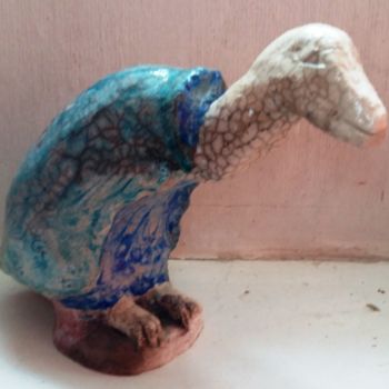 Скульптура под названием "Monstre Oiseau Bleu" - Buissonnières, Подлинное произведение искусства, Керамика