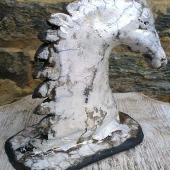 Sculpture titled "Tête Cheval blanc" by Buissonnières, Original Artwork, Ceramics
