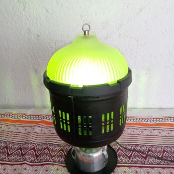 Design intitulada "green rocket lamp" por Calavera Estudio Dgo Mx, Obras de arte originais, Metais